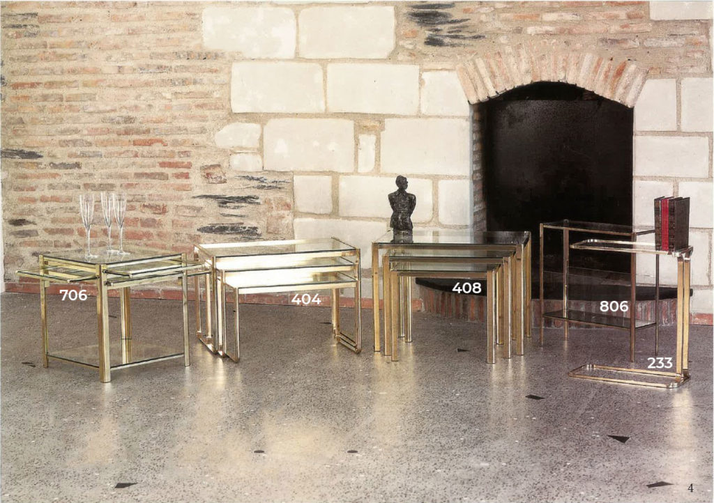 Mobilier en laiton de la ligne classsique par l'orfèvfrerie chevillard frères